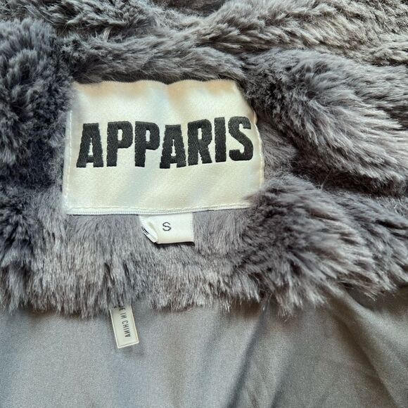 Apparis Goldie 3 Short Faux Vegan Fur Oversized Hood Jacket Carbon Gray S - Picture 7 of 8